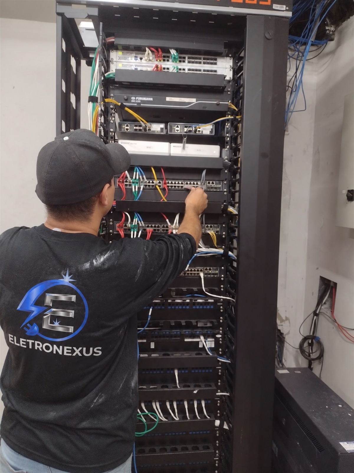 Trabalho de infraestrutura de redes da EletroNexus — imagem 16