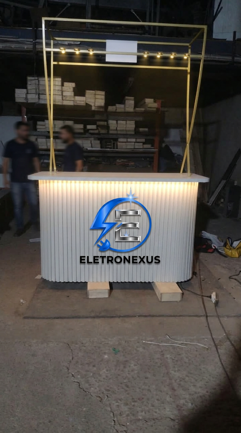 Balcão iluminado montado pela ELETRONEXUS em evento
